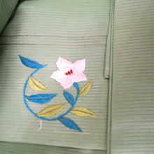 Load image into Gallery viewer, 名古屋帯 絽 アンティーク帯 昔名古屋帯 絹 黄緑×多色×金コマ銀コマ 花の丸 刺繍 夏物 昔帯 レトロモダン 明治・大正ロマン 糸留めあり 長さ346.5cm