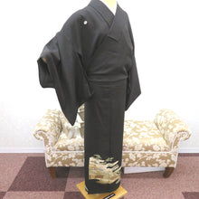画像をギャラリービューアに読み込む, 黒留袖 アンティーク 昔着物 絽 夏物 黒×多色 風景 金刺繍 正絹 フォーマル レトロ 明治・大正ロマン ディスプレイ リメイク 身丈169cm