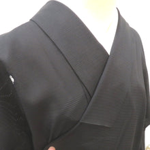 画像をギャラリービューアに読み込む, 黒留袖 アンティーク 昔着物 絽 夏物 黒×多色 風景 金刺繍 正絹 フォーマル レトロ 明治・大正ロマン ディスプレイ リメイク 身丈169cm