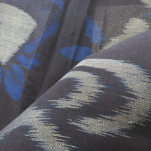 画像をギャラリービューアに読み込む, 夏着物 昔 夏物 アンティーク 濃紺×グレー 青 地紙文 桔梗 流水 昔着物 バチ衿 正絹 昔きもの レトロ 明治・大正ロマン サイズ小さめ 身丈145.7cm