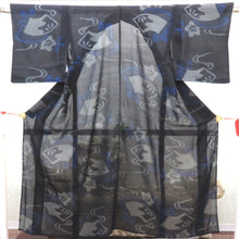 画像をギャラリービューアに読み込む, 夏着物 昔 夏物 アンティーク 濃紺×グレー 青 地紙文 桔梗 流水 昔着物 バチ衿 正絹 昔きもの レトロ 明治・大正ロマン サイズ小さめ 身丈145.7cm