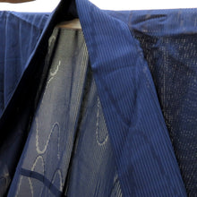 Load image into Gallery viewer, 小紋 夏着物 縦絽 単衣 バチ衿 紺色 地模様 波 夏物 仕立て上がり カジュアル 普段使い 身丈157.3cm