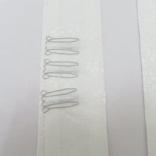 画像をギャラリービューアに読み込む, 重ね襟 ホワイト×ホワイトレース ラインストーン 白色 桜地模様 リバーシブル 衿ピン付き 成人式 振袖 卒業式 伊達衿 重ね衿 モノトーン