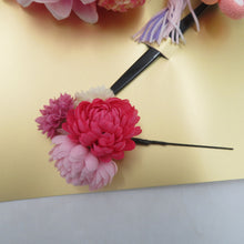 Load image into Gallery viewer, 髪飾り・かんざし 振袖用 花 3点セット マルチカラー つまみ細工 ピンク色ｘ白色ｘ黄色 成人式 卒業式 結婚式 フォーマル