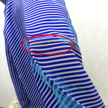 Load image into Gallery viewer, 小紋 単衣 アンティーク 昔着物 小紋 青 グレー 水色 縞 葉柄 バチ衿 正絹 昔きもの レトロ 大正ロマン 難あり 身丈151.2cm