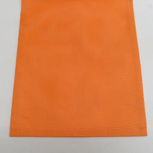 Load image into Gallery viewer, 名古屋帯 夏帯 絽 正絹 オレンジ色ｘ緑色 金糸 草花文様 お太鼓柄 夏用 なごや帯 カジュアル 仕立て上がり 夏物 長さ360cm