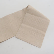 Load image into Gallery viewer, 名古屋帯 夏用帯 夏名古屋帯 絽 薄茶色ｘ白色ｘ青色 花文様 お太鼓柄 正絹 カジュアル 仕立て上がり 長さ409cm
