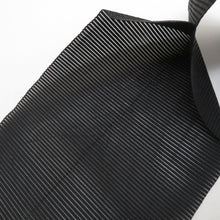 Load image into Gallery viewer, 名古屋帯 夏用帯 夏名古屋帯 絽 黒色ｘオレンジ色ｘ白色 松皮菱文様 お太鼓柄 正絹 カジュアル 仕立て上がり 長さ364cm