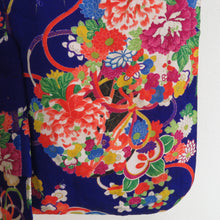 Load image into Gallery viewer, Children&#39;s kimono antique child children&#39;s lined bouquet statement Pure silk purple Taisho Roman Shichigosan girls 98cm