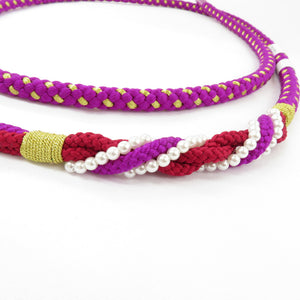 帯締め 振袖用 帯〆 紫×赤色 パールビーズ 飾り付き 金糸 絹100% 丸組 成人式 卒業式 和装小物 長さ168cm