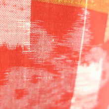 画像をギャラリービューアに読み込む, ウール着物 単衣 赤色 蝶柄 格子 織り文様 広衿 カジュアルきもの 仕立て上がり 身丈151cm 中古