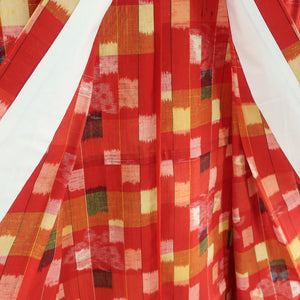 ウール着物 単衣 赤色 蝶柄 格子 織り文様 広衿 カジュアルきもの 仕立て上がり 身丈151cm 中古