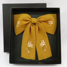 Load image into Gallery viewer, Hair ornaments / Kanzashi Silk Ribbon Crepe Golden -colored Slow -rolled flower basket with embroidery 100 % Silk Hair Accessories Hama Kimono Graduation