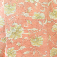 画像をギャラリービューアに読み込む, 紬 着物 オレンジ 花 正絹 袷 バチ衿 カジュアル 仕立て上がり  身丈157cm 美品