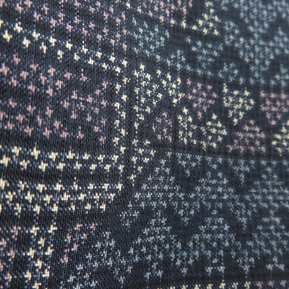 紬 着物 ヱ霞に建物 織り文様 袷 バチ衿 黒紫色 正絹 カジュアル着物
