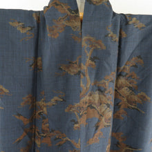 Load image into Gallery viewer, Tsumugi Kimono Oshima Tsumugi Weather Woven Popular Wide Collar Black Black Black Black Pure Silk Casual Casual Kimono Tailor