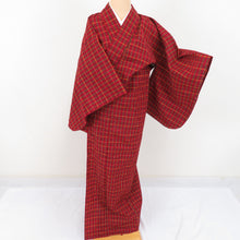 Load image into Gallery viewer, Wool kimono single clothes red lattice woven woven pattern Bachi collar Casual Kimono tailor height 151cm