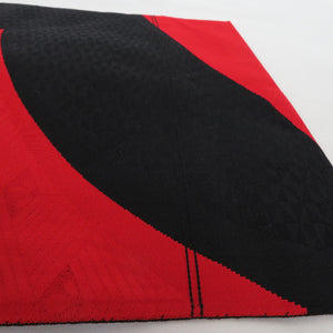 名古屋帯 モダン柄 全通柄 正絹 織文様 赤黒色 八寸帯 仕立て上がり 着物帯 長さ345cm 美品