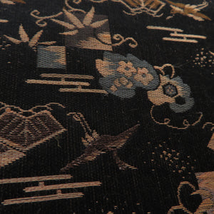 名古屋帯 正絹 アンティーク 宝尽くし 全通柄 織り文様 黒色 九寸帯 仕立て上がり 着物帯 レトロ 長さ346cm