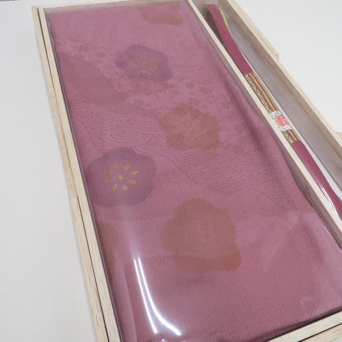 Obi tightening / obi -fried set Pure silk flat group red purple ume pattern silk 100% Kimono accessory box unused item