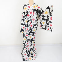 Load image into Gallery viewer, Summer kimono Komon Washable kimono flower sentence white / black single garment Bachi collar F size polyester 100 % Casual Summer Numbers 166cm