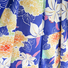 Load image into Gallery viewer, Summer kimono small crest Washable kimono hydrangea with lily pattern bluish and purple cloth Bachi collar F size polyester 100 % casual summer height 166cm
