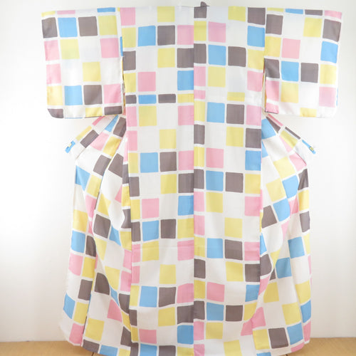 Summer kimono Komon Washable kimono Modern city Matsunobun -style beige single -colored clothes pink bee collar F size polyester 100 % casual summer height 163cm