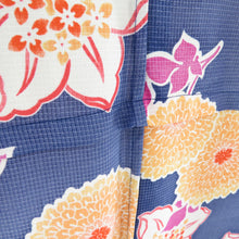 Load image into Gallery viewer, Summer kimono small crest Washable kimono kimono chrysanthemum and lily pattern 紺 文 文 文 文 文 様 サイ サイ サイ サイ サイ サイ サイ サイ サイ サイ サイ サイ サイ サイ