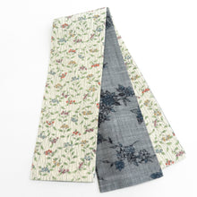 Load image into Gallery viewer, Half -width band reverseable half width zon silk width: about 15cm x length: about 380cm pongee x small crested gray x cream -colored flower pattern fine belt belt Original tailoring length 380cm beautiful goods