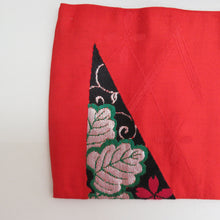 Load image into Gallery viewer, Nagoya Obi Ori -shaped 織 In the rhombus type, paulownia and camellia pattern pure silk red x green drum pattern Nagoya tailoring casual retro kimono