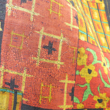 Load image into Gallery viewer, Wool kimono single clothes black x brick multi -colored pattern square cracked flower × Kasuri pattern Bee collar casual kimono Kimono tailor