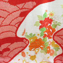 Load image into Gallery viewer, Kimono lined kimono set underwear set long undergarment set White x red x multicolored aperture embroidery chrysanthemum pattern