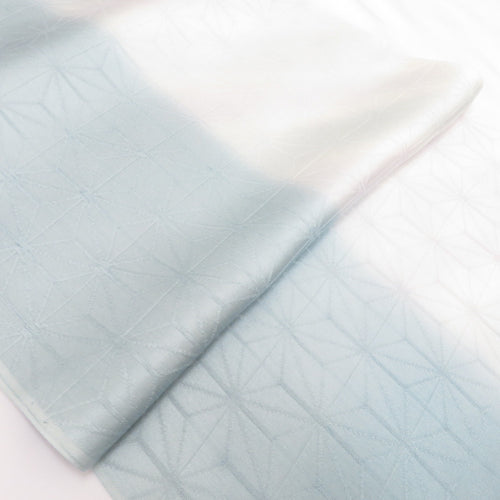 帯揚げ 正絹 ブルー系  水色ぼかし 麻の葉地模様  絹100％ フォーマル カジュアルにも 長さ177cm