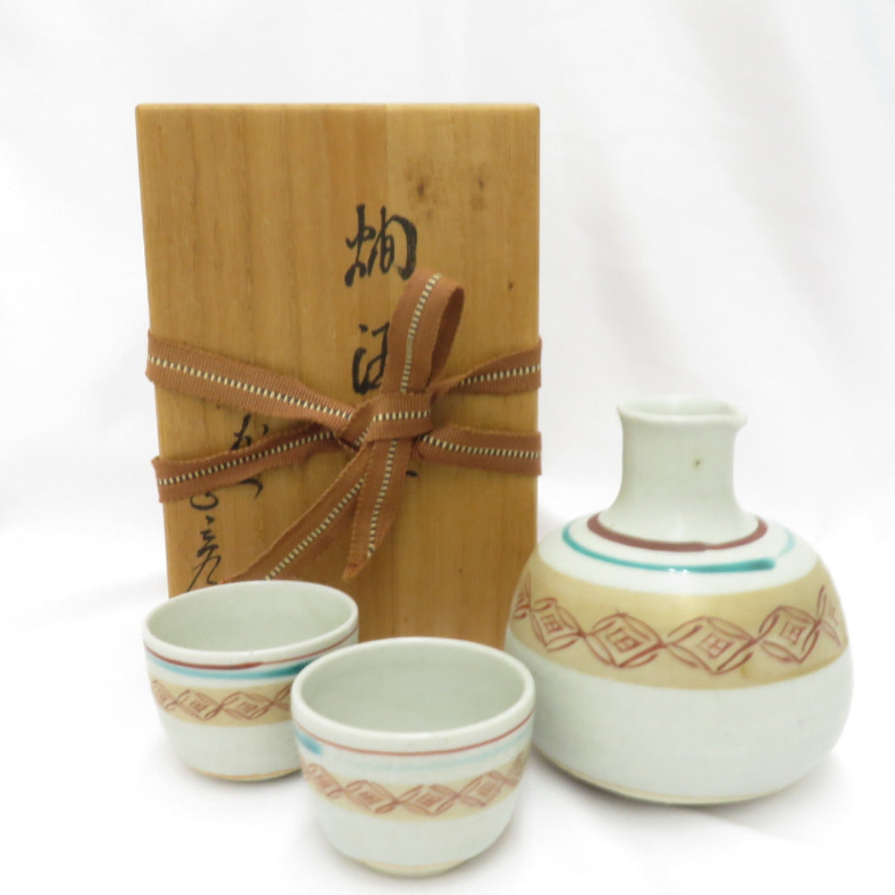 Kutani ware antique / folk crafts Masahiko Tokuda Tokuda Yagi Yanagi rain eaves 3rd generation seven treasure sake ware Human national treasures Uminju