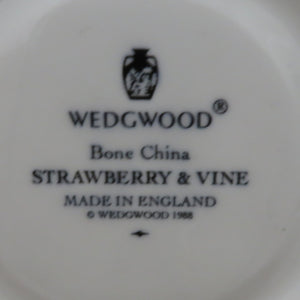WEDGWOOD ウエッジウッド 食器 STRAWBERRY&VINE ストロベリー＆バイン カップ＆ソーサー ホワイト 難あり