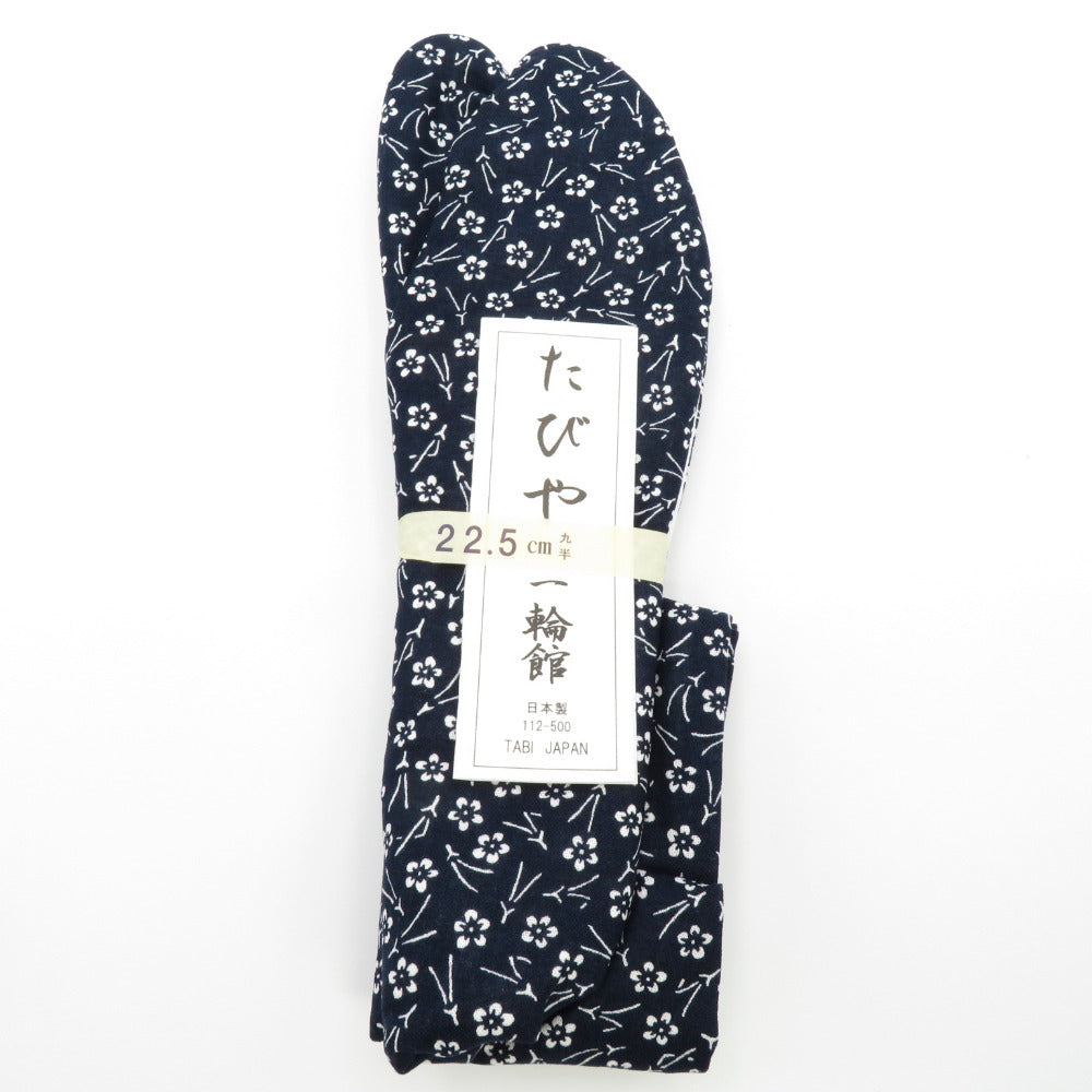 Pattern tabi 22.5cm Navy blue plums and pine leaf patterns Interesting in Japan Made in Japan 100 % cotton 4 sheets Haze Haze Women's Tabi Casual New