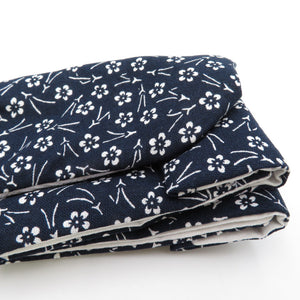 Pattern tabi 22.5cm Navy blue plums and pine leaf patterns Interesting in Japan Made in Japan 100 % cotton 4 sheets Haze Haze Women's Tabi Casual New