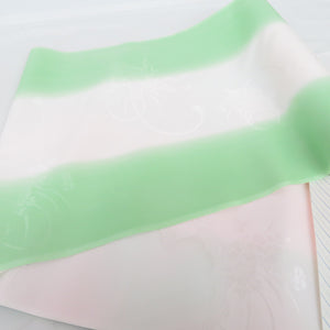 反物 振袖用 長襦袢 ピンク・グリーン 草花に雲取 ポリエステル 洗える 本振用 長さ1800cm 未使用品