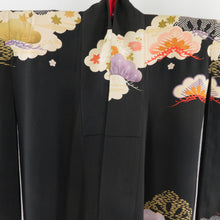 Load image into Gallery viewer, Kimono Antique Who is the Black Clouds Who is the Sleeve Kiyoshibun embroidery 5 crests Lined -collar, silk silk back, Retro Retro Retro, Meiji Taisho Romance, old Kimono