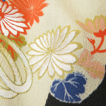 Load image into Gallery viewer, Kimono Antique Who is the Black Clouds Who is the Sleeve Kiyoshibun embroidery 5 crests Lined -collar, silk silk back, Retro Retro Retro, Meiji Taisho Romance, old Kimono