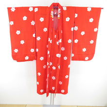 Load image into Gallery viewer, Children&#39;s kimono Single Women&#39;s Single girls Four Color Pure silk autumn leaves and Ume Sleeve Musou Children&#39;s Shichigosan Celebration Children