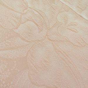 色無地 百合に南天地紋 正絹 薄桃色 袷 バチ衿 蔦紋 一つ紋 セミフォーマル 仕立て上がり着物 身丈165cm 美品