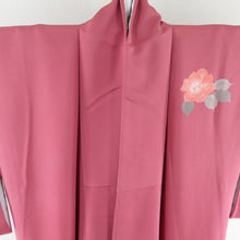 Load image into Gallery viewer, Attached camellia pattern red pink lined lined collar wide collar silk crest tailoring kimono 166cm beautiful goods
