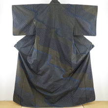 Load image into Gallery viewer, Tsumugi Kimono Kimono Sashimi Embroidery Swatou embroidery Swatou embroidery Cracked Black Lined Lined Collar Pure Silk Color Back Back