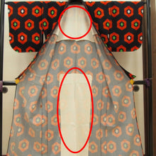 Load image into Gallery viewer, Otherwise Kimono Wool Kimono Walls Orange Turtle Across-Length